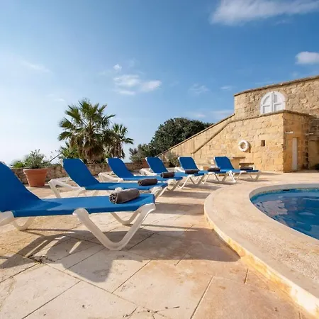 Gharilma V Villa Santa Luċija