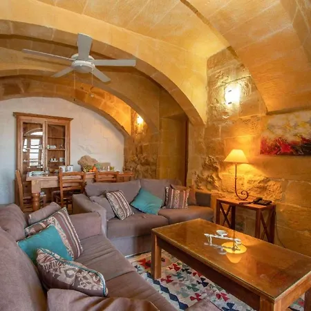 Villa Gharilma V Santa Luċija